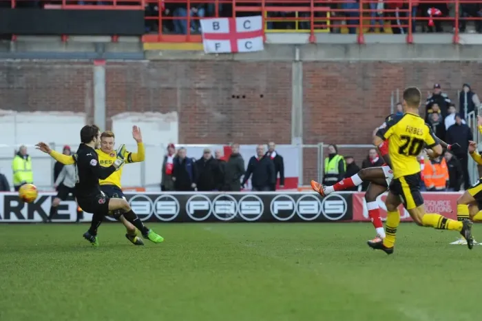Framed Print : Bristol City's Jay Emmanuel-Thomas Scores the Game-Winning Goal Against Fleetwood Town, Sky Bet League One, Ashton Gate