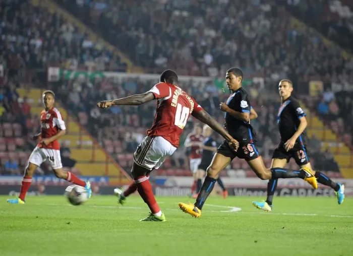 Framed Print : Bristol City's Jay Emmanuel-Thomas Scores Opening Goal Against Crystal Palace, Ashton Gate, 2013