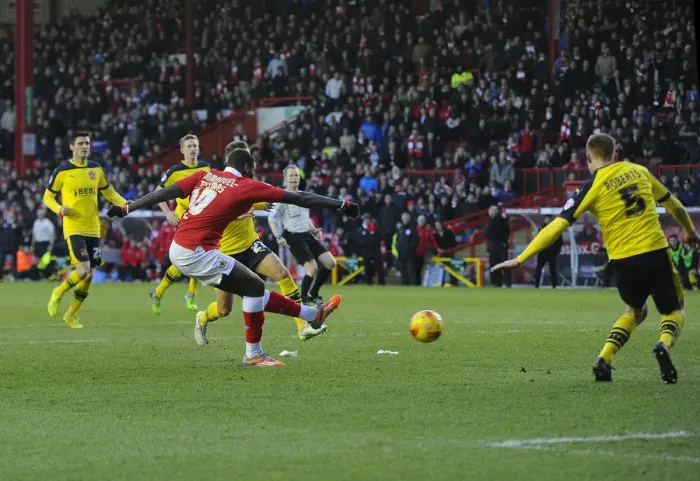 Framed Print : Bristol City's Jay Emmanuel-Thomas Scores the Winning Goal Against Fleetwood Town, Sky Bet League One, Ashton Gate