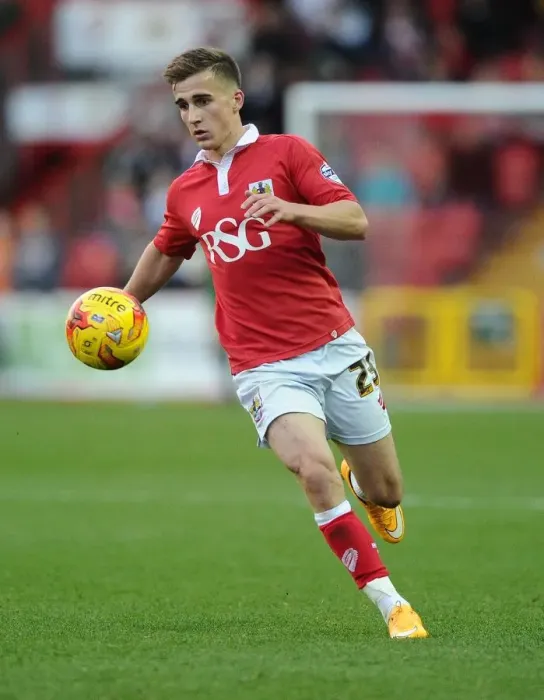 Framed Print : Bristol City's Joe Bryan in Action at Ashton Gate, November 2014