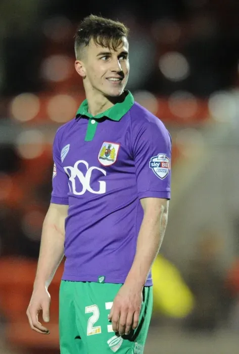 Framed Print : Bristol City's Joe Bryan in Action Against Leyton Orient, Sky Bet League One, 2015