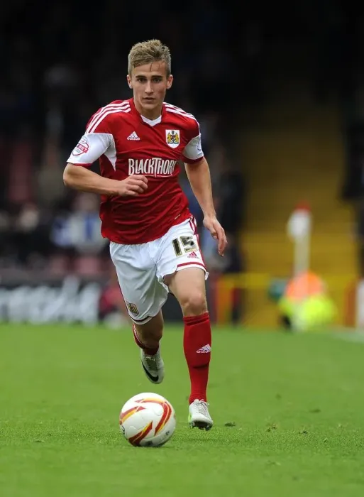 Framed Print : Bristol City's Joe Bryan in Action Against Peterborough United at Ashton Gate Framed Print : Bristol City's Joe Bryan in Action Against Peterborough United at Ashton Gate