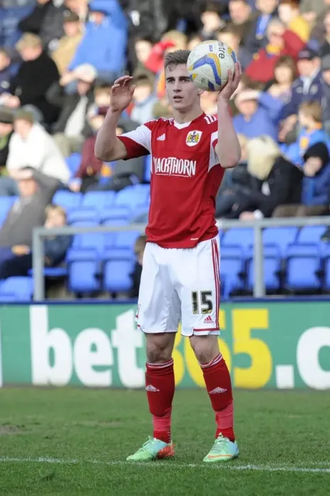 Framed Print : Bristol City's Joe Bryan in Action against Shrewsbury Town, March 8, 2014 Framed Print : Bristol City's Joe Bryan in Action against Shrewsbury Town, March 8, 2014