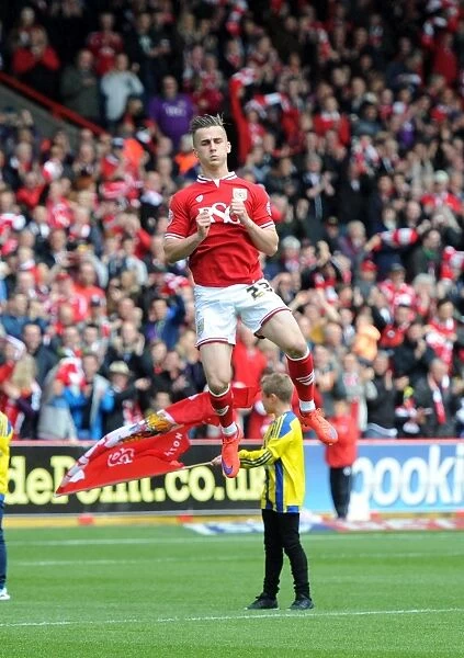 Bristol City's Joe Bryan in Action Against Walsall at Ashton Gate Stadium, Sky Bet League One (May 3, 2015)