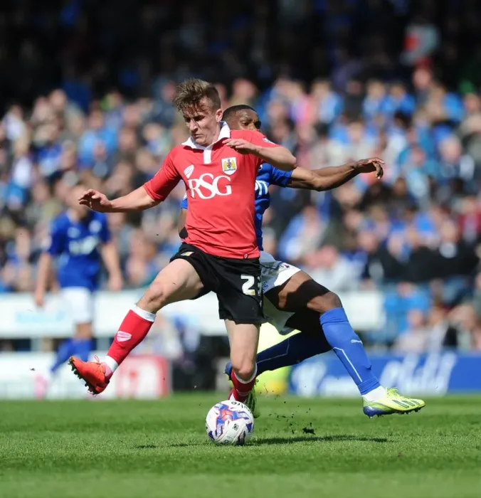 Framed Print : Bristol City's Joe Bryan Tackles Tendayi Darikwa to Create Kieran Agard's Goal: Chesterfield vs. Bristol City, Sky Bet League One, 2015