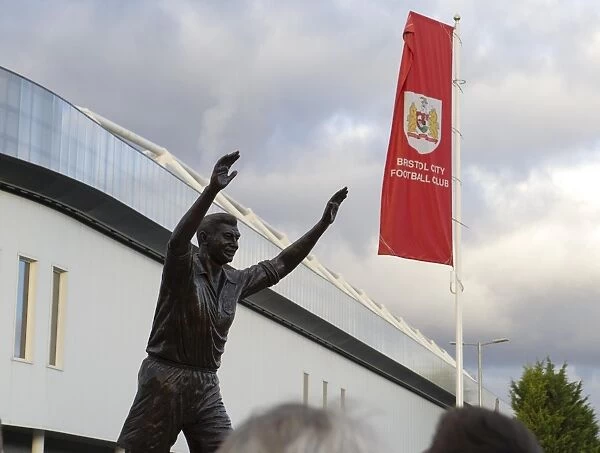 Bristol City's John Atyeo Statue Unveiled: Bristol City vs Brighton and Hove Albion, 05-11-2016
