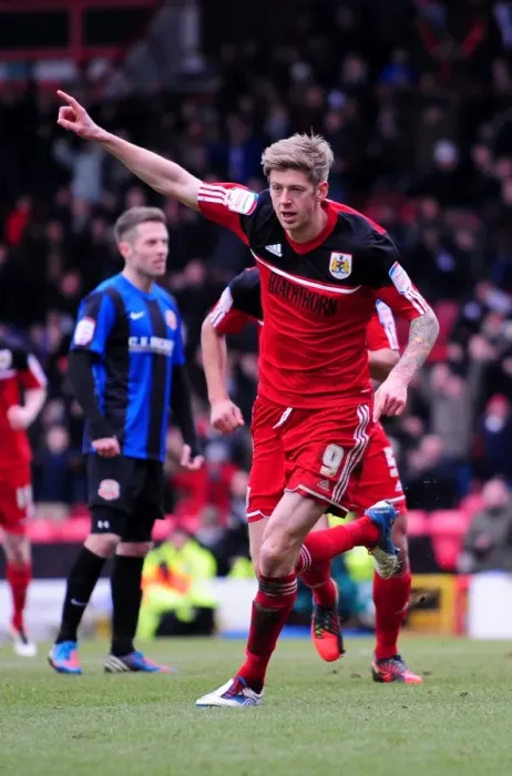 Framed Print : Bristol City's Jon Stead Celebrates Goal Against Barnsley, Npower Championship 2013 Framed Print : Bristol City's Jon Stead Celebrates Goal Against Barnsley, Npower Championship 2013
