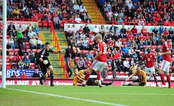 Bristol City's Jon Stead Scores Back Heel Flick Goal vs. Hull City (Championship, 07 / 05 / 2011)
