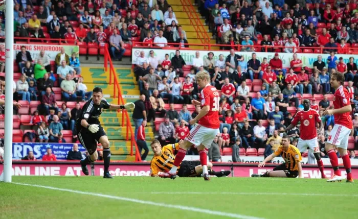 Framed Print : Bristol City's Jon Stead Scores Back Heel Flick Goal vs. Hull City (Championship, 07 / 05 / 2011) Framed Print : Bristol City's Jon Stead Scores Back Heel Flick Goal vs. Hull City (Championship, 07 / 05 / 2011)