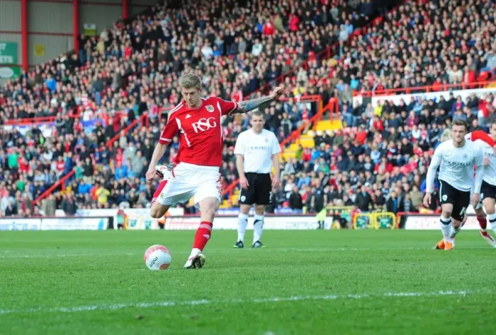 Framed Print : Bristol City's Jon Stead Scores Penalty for Second Goal vs Barnsley (21-04-2012) Framed Print : Bristol City's Jon Stead Scores Penalty for Second Goal vs Barnsley (21-04-2012)