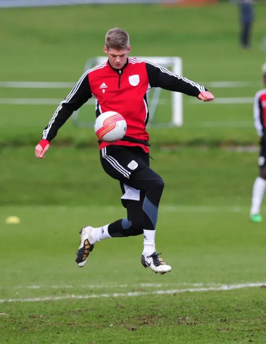 Framed Print : Bristol City's Jon Stead in Training Framed Print : Bristol City's Jon Stead in Training