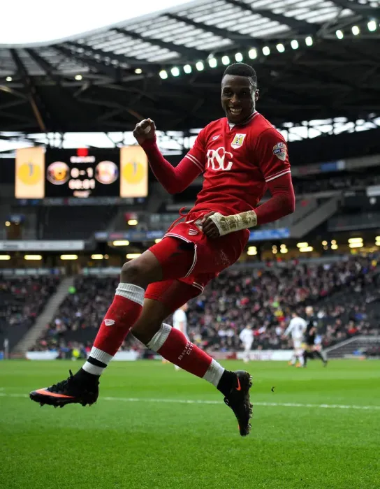 Framed Print : Bristol City's Jonathan Kodjia Scores Brace against Milton Keynes Dons, 2016 Framed Print : Bristol City's Jonathan Kodjia Scores Brace against Milton Keynes Dons, 2016