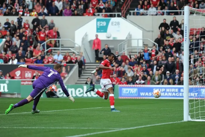 Framed Print : Bristol City's Jonathan Kodjia Scores the Opener Against MK Dons, 2015 Framed Print : Bristol City's Jonathan Kodjia Scores the Opener Against MK Dons, 2015