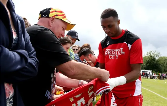 Framed Print : Bristol City's Jonathan Kodjia Signs Autographs at Hengrove Athletic Pre-Season Friendly