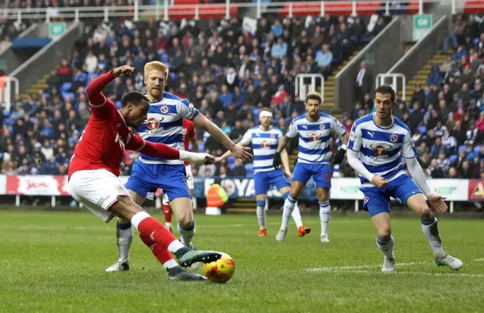 Framed Print : Bristol City's Jonathan Kodjia Throws a Shot On Target Against Reading, 2016 Framed Print : Bristol City's Jonathan Kodjia Throws a Shot On Target Against Reading, 2016