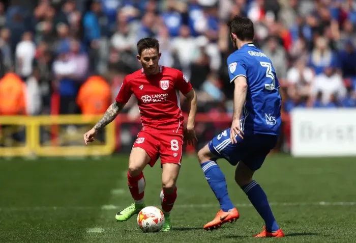 Framed Print : Bristol City's Josh Brownhill Clashes with Birmingham City's Jonathan Grounds in Championship Showdown Framed Print : Bristol City's Josh Brownhill Clashes with Birmingham City's Jonathan Grounds in Championship Showdown