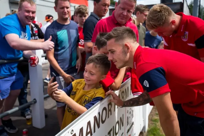 Framed Print : Bristol City's Josh Brownhill Greets Fans at The Creek: Pre-season Friendly vs. Bristol Manor Farm (2017) Framed Print : Bristol City's Josh Brownhill Greets Fans at The Creek: Pre-season Friendly vs. Bristol Manor Farm (2017)