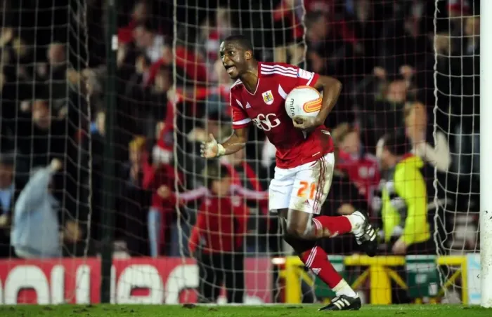 Framed Print : Bristol City's Kalifa Cisse Celebrates Goal Against Leicester City Framed Print : Bristol City's Kalifa Cisse Celebrates Goal Against Leicester City