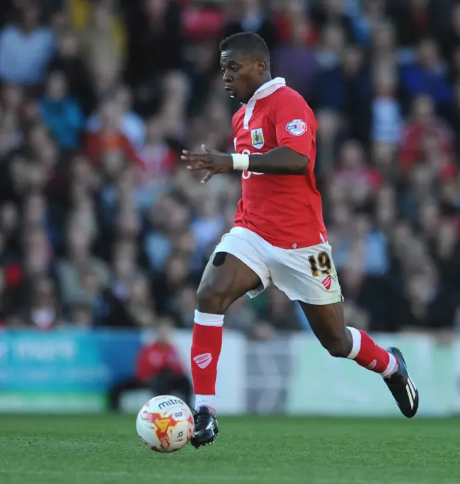 Framed Print : Bristol City's Kieran Agard in Action during Bristol City vs Chesterfield, Sky Bet League One (2014)