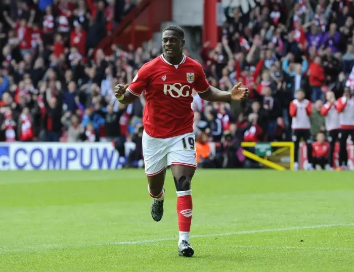 Framed Print : Bristol City's Kieran Agard Celebrates Goal Against Walsall in Sky Bet League One, May 2015 Framed Print : Bristol City's Kieran Agard Celebrates Goal Against Walsall in Sky Bet League One, May 2015