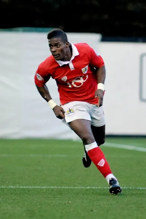 Framed Print : Bristol City's Kieran Agard: Euphoric Goal Celebration vs Oldham Athletic (Sky Bet League One, 2014)
