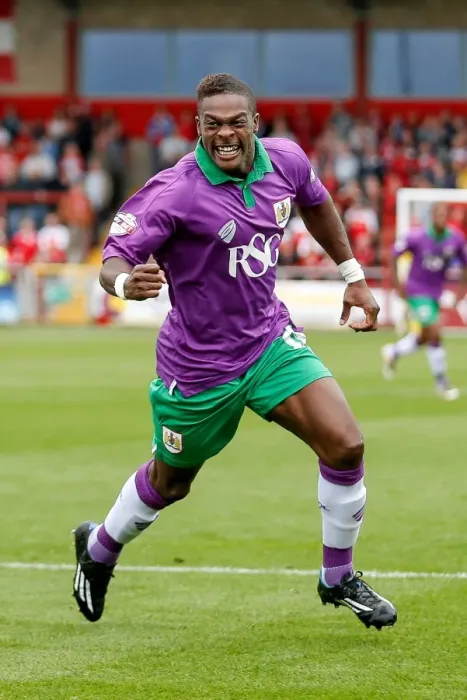 Framed Print : Bristol City's Kieran Agard Scores Brace: 1-2 Lead Over Fleetwood Town (September 2014) Framed Print : Bristol City's Kieran Agard Scores Brace: 1-2 Lead Over Fleetwood Town (September 2014)