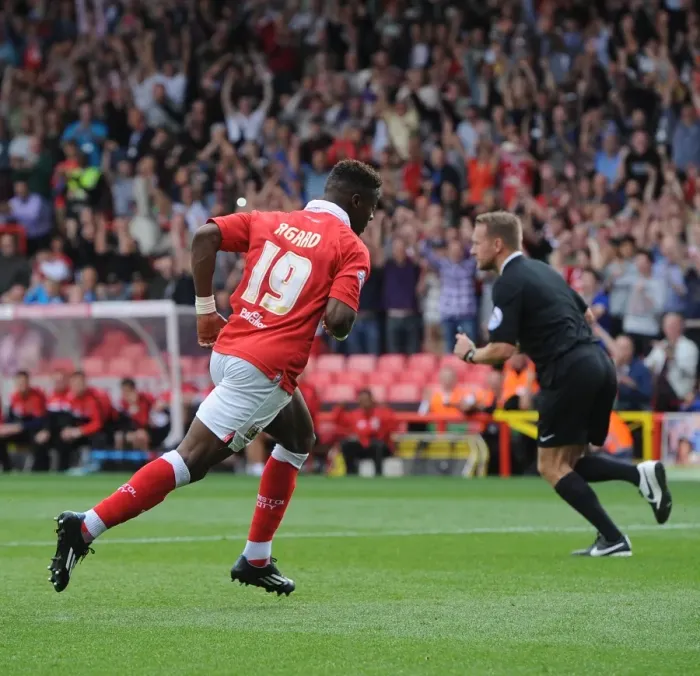 Framed Print : Bristol City's Kieran Agard Scores Against MK Dons in Sky Bet League One (September 2014)