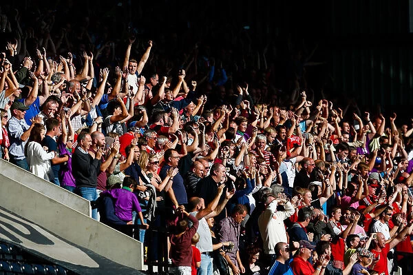 Bristol City's Late Penalty Victory: Jay Emmanuel-Thomas Scores Dramatically at Notts County (31-08-2014)