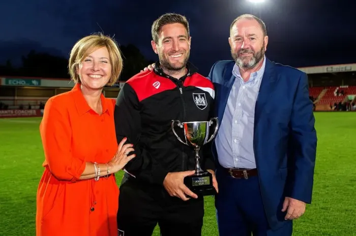 Framed Print : Bristol City's Lee Johnson and Cheltenham Town Manager Share a Moment with the Johnson Cup Framed Print : Bristol City's Lee Johnson and Cheltenham Town Manager Share a Moment with the Johnson Cup