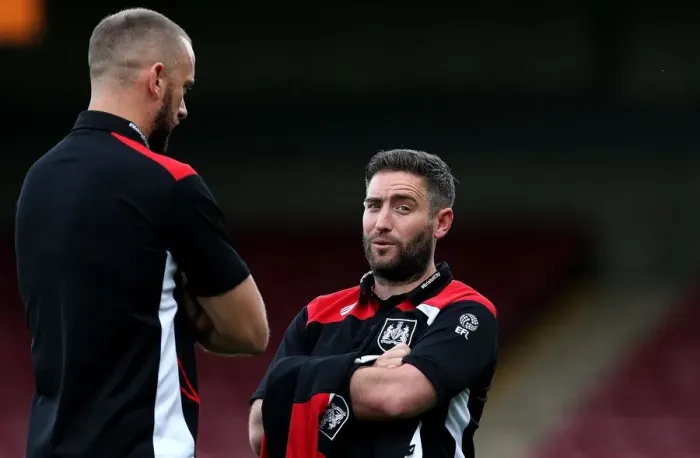 Framed Print : Bristol City's Lee Johnson Conferencing with Aaron Wilbraham during Scunthorpe United Clash, August 2016 Framed Print : Bristol City's Lee Johnson Conferencing with Aaron Wilbraham during Scunthorpe United Clash, August 2016
