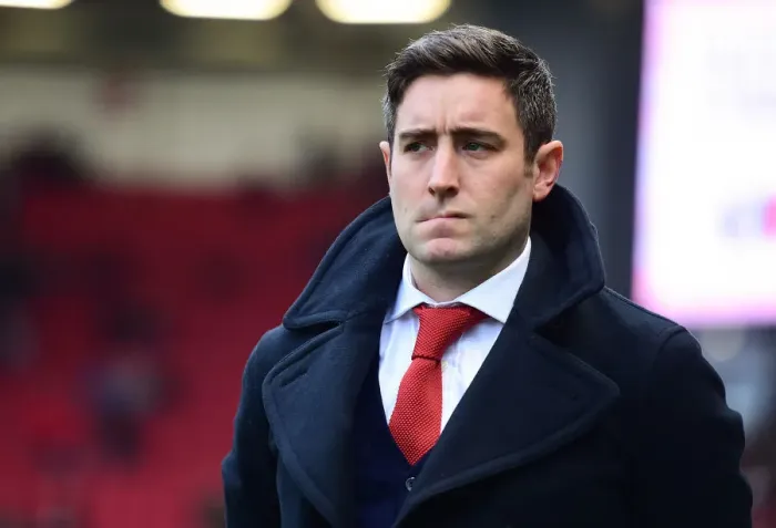 Framed Print : Bristol City's Lee Johnson Leads the Charge Against Fleetwood Town in FA Cup Third Round Framed Print : Bristol City's Lee Johnson Leads the Charge Against Fleetwood Town in FA Cup Third Round