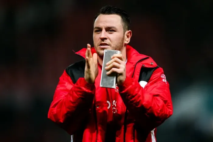 Framed Print : Bristol City's Lee Tomlin Celebrates 4-0 Win Over Huddersfield Town, Lifting Them out of the Relegation Zone