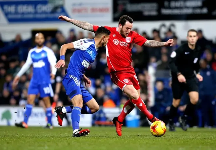 Framed Print : Bristol City's Lee Tomlin Clashes with Ipswich Town's Kevin Bru during Sky Bet Championship Match Framed Print : Bristol City's Lee Tomlin Clashes with Ipswich Town's Kevin Bru during Sky Bet Championship Match
