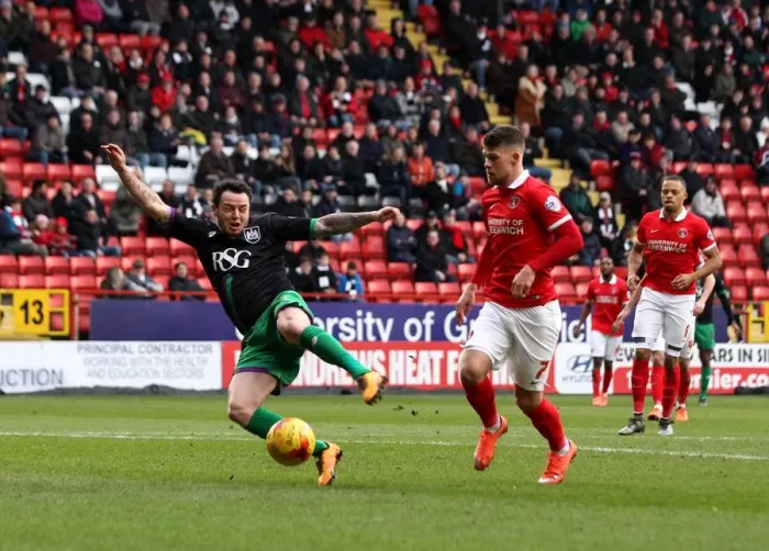 Framed Print : Bristol City's Lee Tomlin Fouled in Penalty Area by Charlton's Guomundsson (Charlton v Bristol City, Sky Bet Championship) Framed Print : Bristol City's Lee Tomlin Fouled in Penalty Area by Charlton's Guomundsson (Charlton v Bristol City, Sky Bet Championship)