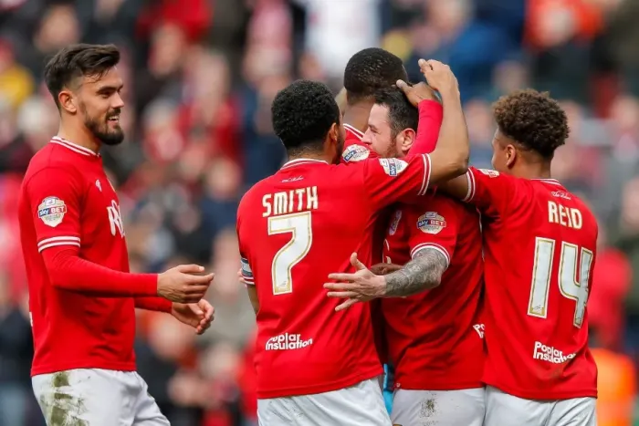 Framed Print : Bristol City's Lee Tomlin Scores Penalty to Secure 3-0 Lead Over Sheffield Wednesday Framed Print : Bristol City's Lee Tomlin Scores Penalty to Secure 3-0 Lead Over Sheffield Wednesday