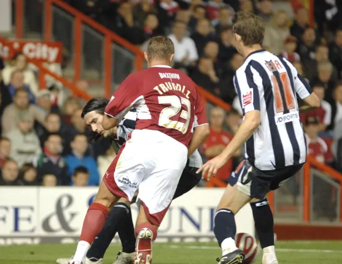 Framed Print : Bristol City's Lee Trundle in Action Against West Brom