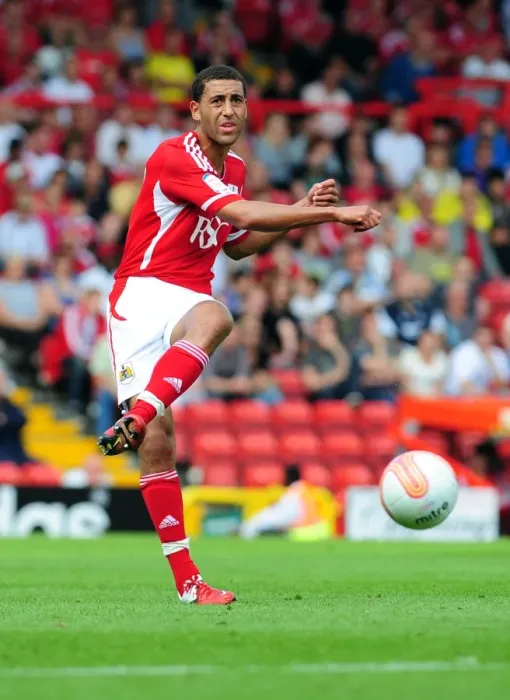 Framed Print : Bristol City's Lewin Nyatanga in Championship Showdown: Bristol City vs. Ipswich Town (2011) - Ashton Gate Stadium Framed Print : Bristol City's Lewin Nyatanga in Championship Showdown: Bristol City vs. Ipswich Town (2011) - Ashton Gate Stadium