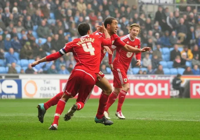 Framed Print : Bristol City's Lewin Nyatanga Scores His Second Goal vs. Coventry City (05 / 03 / 2011) Framed Print : Bristol City's Lewin Nyatanga Scores His Second Goal vs. Coventry City (05 / 03 / 2011)