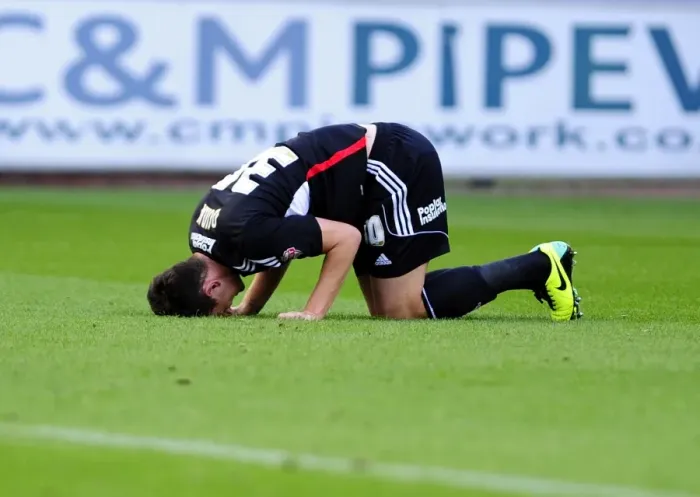 Framed Print : Bristol City's Lewis Dunk Suffers Injury in Carlisle United Clash Framed Print : Bristol City's Lewis Dunk Suffers Injury in Carlisle United Clash