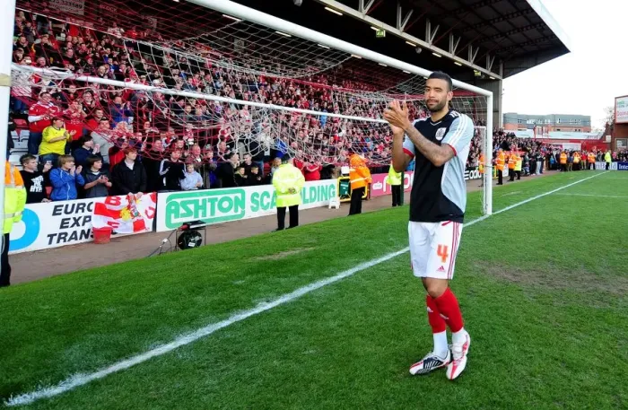 Framed Print : Bristol City's Liam Fontaine in Action at Ashton Gate Stadium, 2012 Framed Print : Bristol City's Liam Fontaine in Action at Ashton Gate Stadium, 2012