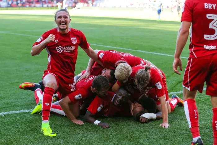 Framed Print : Bristol City's Luke Ayling and Bobby Reid Celebrate 2-1 Goal Against Wigan Athletic, Sky Bet EFL Championship, Ashton Gate Stadium Framed Print : Bristol City's Luke Ayling and Bobby Reid Celebrate 2-1 Goal Against Wigan Athletic, Sky Bet EFL Championship, Ashton Gate Stadium
