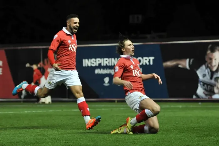 Framed Print : Bristol City's Luke Ayling Scores Stunning Goal in Sky Bet League One Framed Print : Bristol City's Luke Ayling Scores Stunning Goal in Sky Bet League One