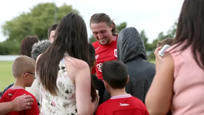 Framed Print : Bristol City's Luke Ayling Signs Autographs at Hengrove Athletic Pre-Season Friendly
