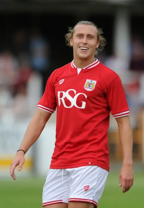 Framed Print : Bristol City's Luke Freeman in Action against Bath City at Twerton Park (2015)