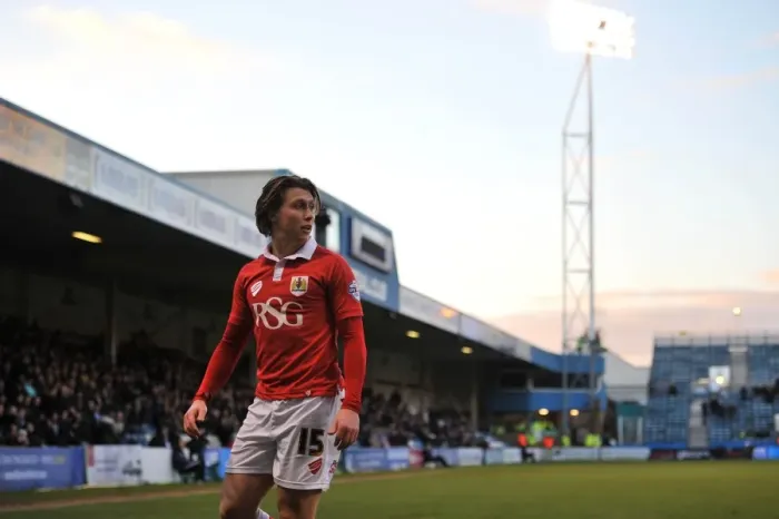Framed Print : Bristol City's Luke Freeman in Action Against Gillingham at Priestfield Stadium, December 2014 Framed Print : Bristol City's Luke Freeman in Action Against Gillingham at Priestfield Stadium, December 2014