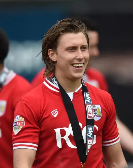 Framed Print : Bristol City's Luke Freeman in Action Against Walsall, Sky Bet League One, May 2015