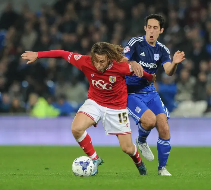 Framed Print : Bristol City's Luke Freeman Battles with Peter Whittingham of Cardiff City during Sky Bet Championship Match Framed Print : Bristol City's Luke Freeman Battles with Peter Whittingham of Cardiff City during Sky Bet Championship Match
