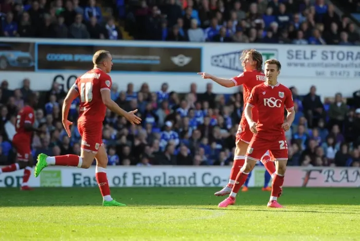 Framed Print : Bristol City's Luke Freeman Scores Dramatic Equalizer Against Ipswich Town in Sky Bet Championship Framed Print : Bristol City's Luke Freeman Scores Dramatic Equalizer Against Ipswich Town in Sky Bet Championship