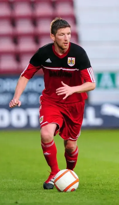 Framed Print : Bristol City's Mark Wilson Trial at Dunfermline Athletic, August 2012 - Football Pre-Season Friendly