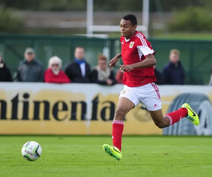 Framed Print : Bristol City's Marley Bishop in Action against Sheffield United U18s